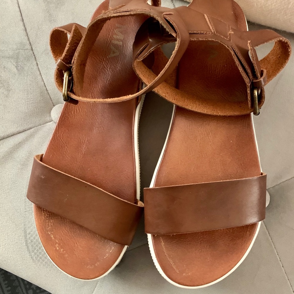 MIA Sandals